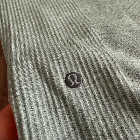 Lululemon Metal Vent Long Sleeve 2.0 - Tidewater Teal / Wild Mint Size Large - Picture 5 of 10